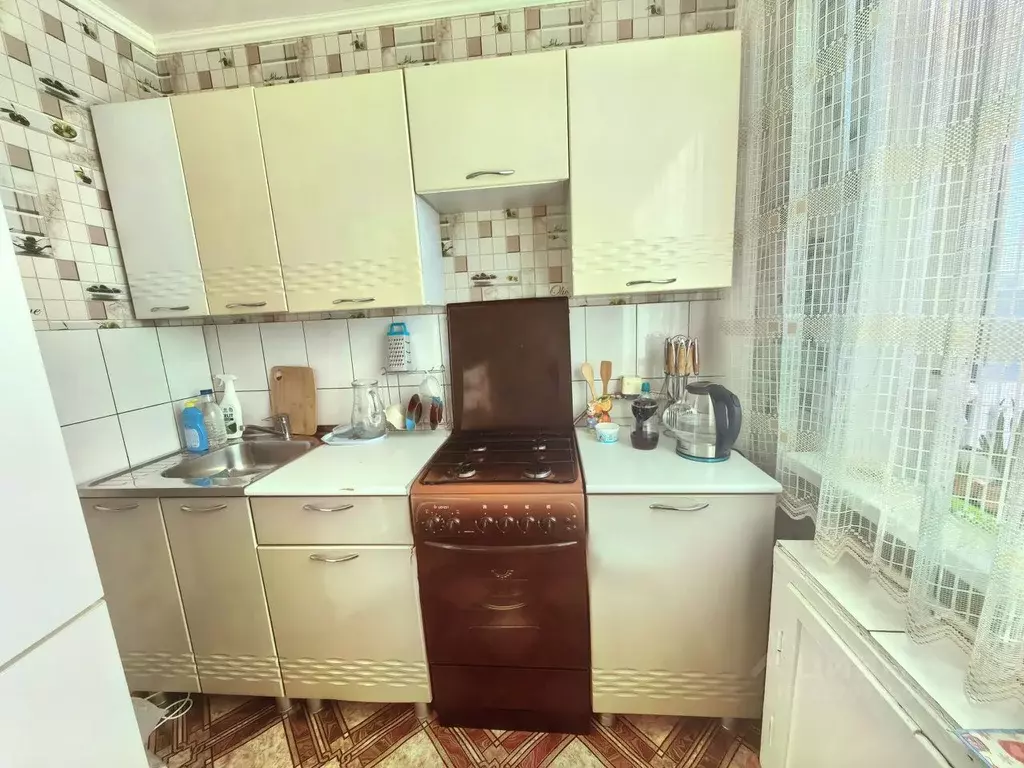 2-к кв. Башкортостан, Стерлитамак просп. Октября, 53 (45.0 м) - Фото 1