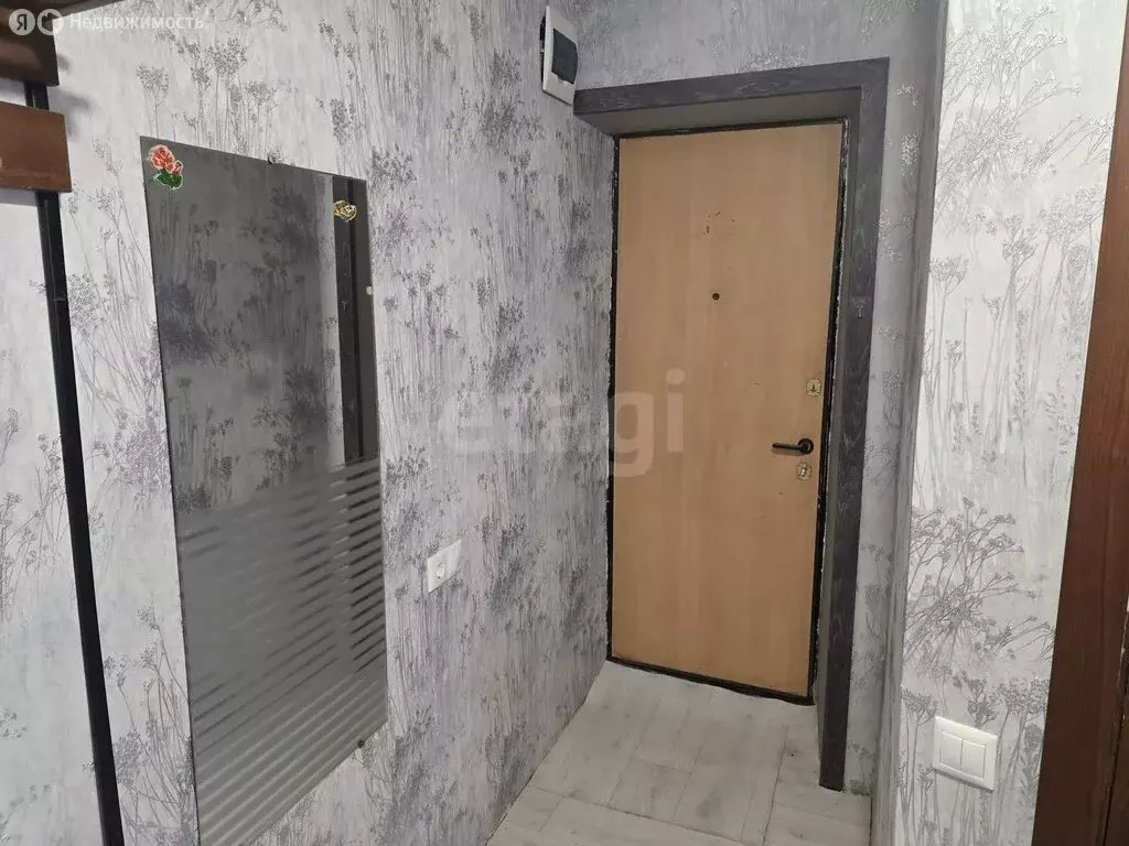 2-комнатная квартира: Альметьевск, проспект Габдуллы Тукая, 54А (41.7 ... - Фото 1