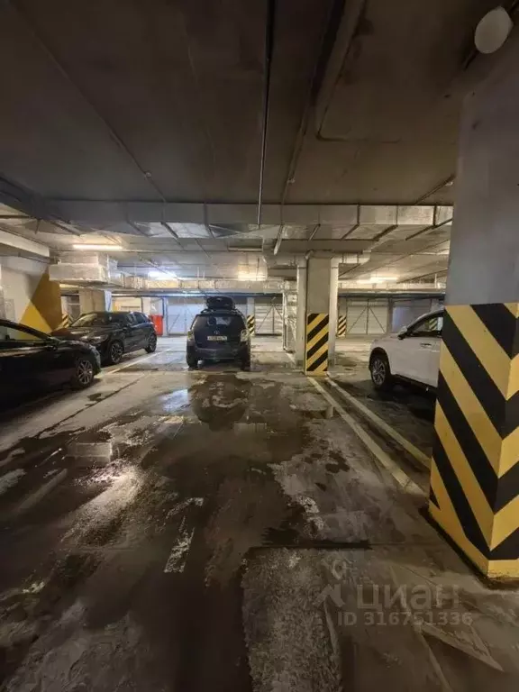 Гараж в Тюменская область, Тюмень проезд Ледниковый, 2 (13 м) - Фото 0