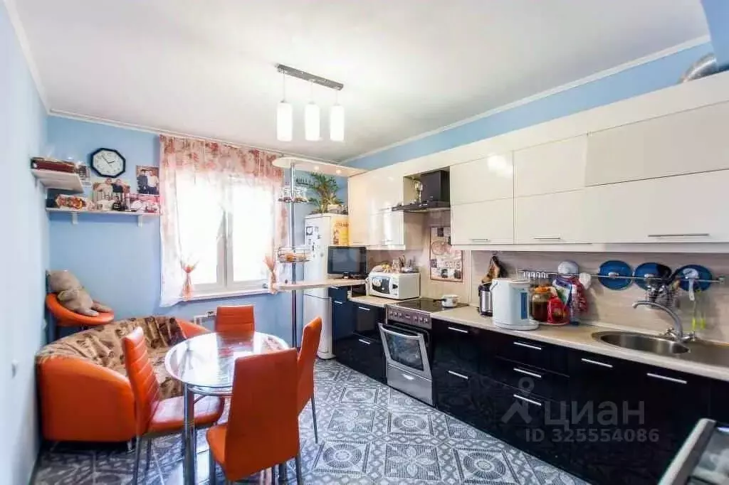 3-к кв. Бурятия, Улан-Удэ ул. Смолина, 54Б (97.0 м) - Фото 1