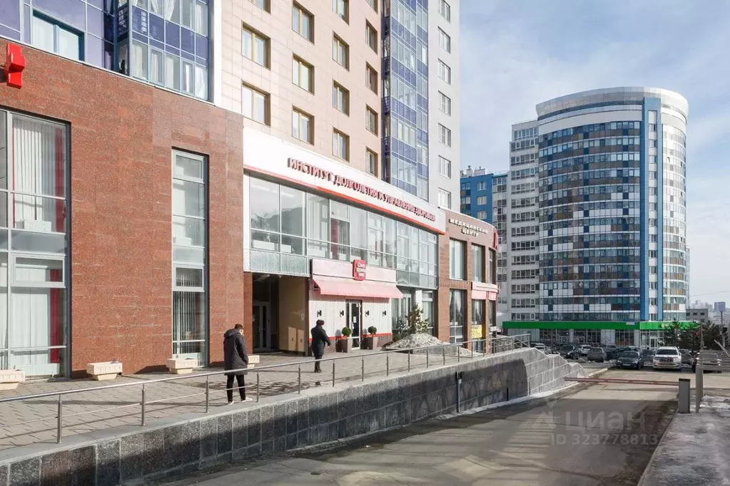 Помещение свободного назначения в Свердловская область, Екатеринбург ... - Фото 1