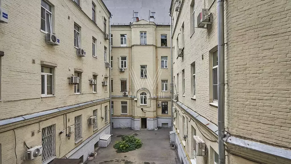 4-к кв. Москва ул. Большая Дмитровка, 7/5С3 (133.0 м) - Фото 2