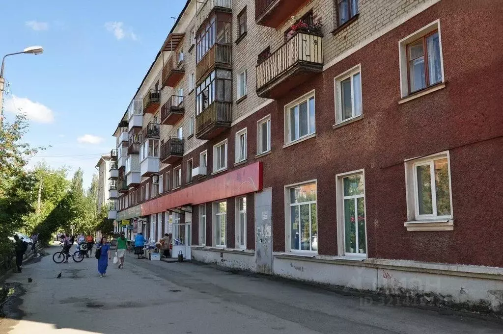 Помещение свободного назначения в Свердловская область, Ревда ул. ... - Фото 0