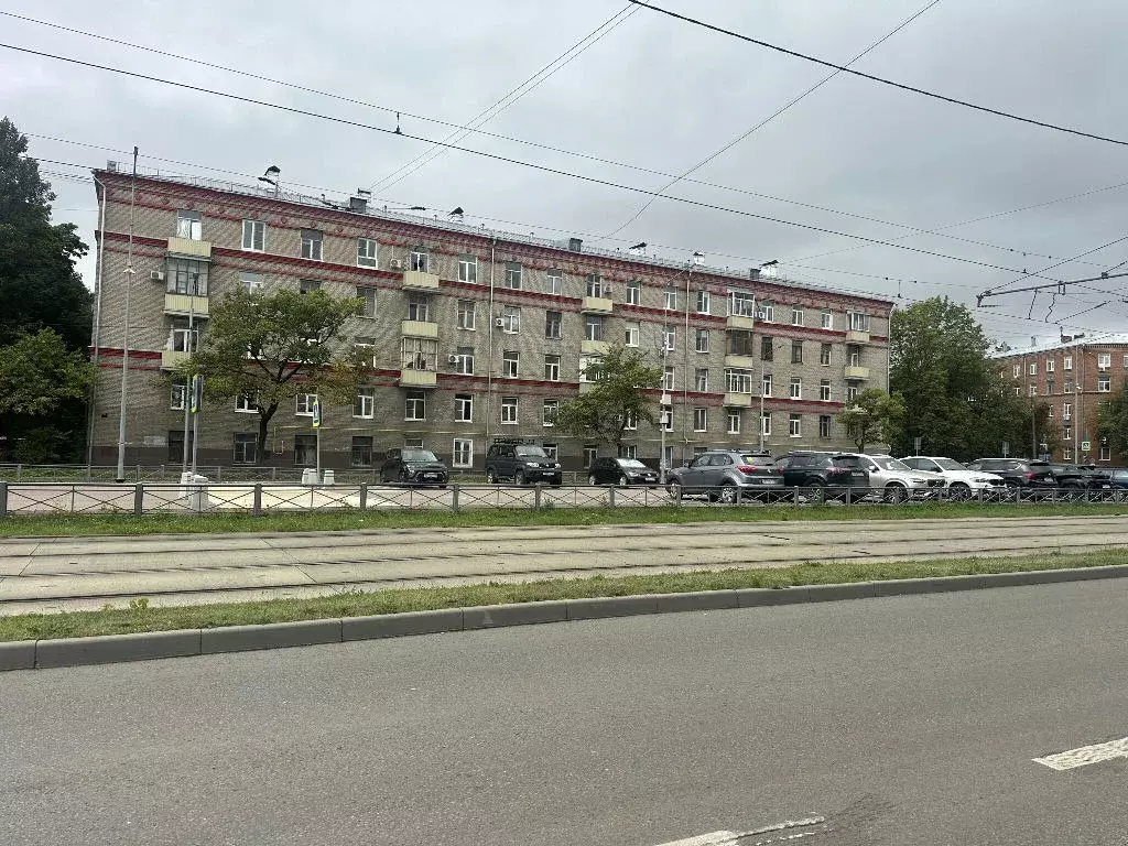 Продается 3-комнатная квартира - Фото 1
