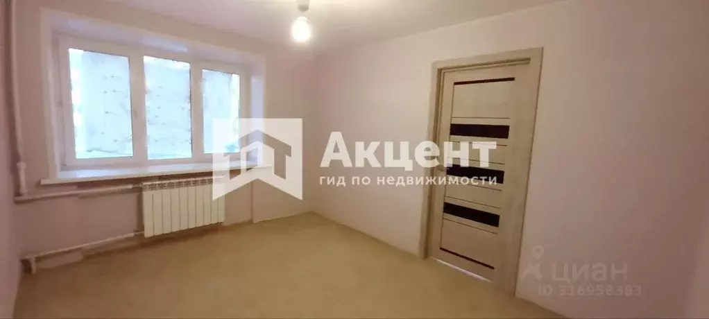 2-к кв. Ивановская область, Иваново ул. Смирнова, 87 (30.0 м) - Фото 0