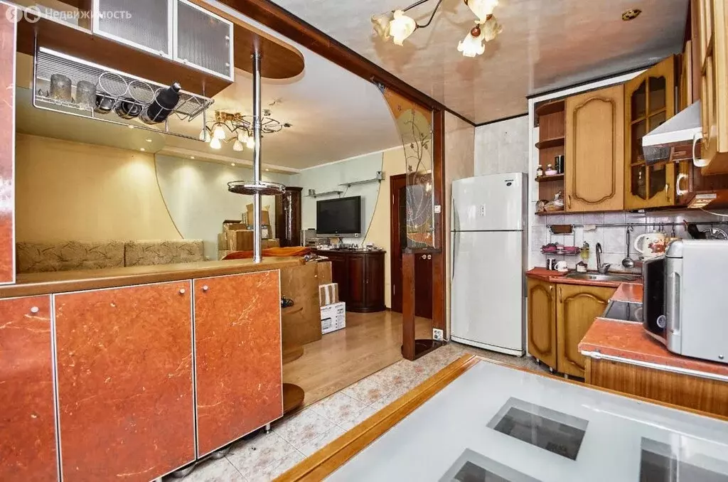3-комнатная квартира: Томск, Сибирская улица, 104 (63.5 м) - Фото 0