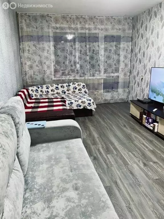 1-комнатная квартира: Уфа, бульвар Хадии Давлетшиной, 18 (37 м) - Фото 0