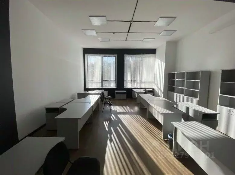 Офис в Санкт-Петербург Двинская ул., 3 (278 м) - Фото 1