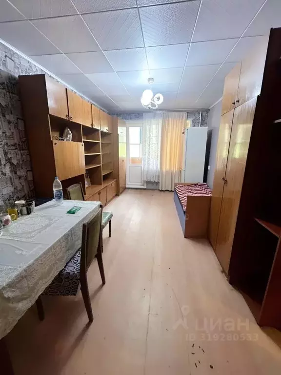 Комната Самарская область, Тольятти Революционная ул., 30 (17.0 м) - Фото 0