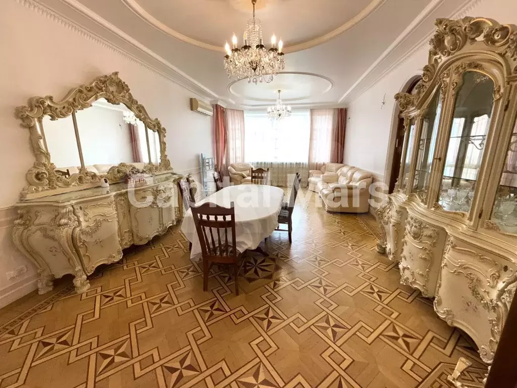 4-к. квартира, 135 м, 4/12 эт. - Фото 0