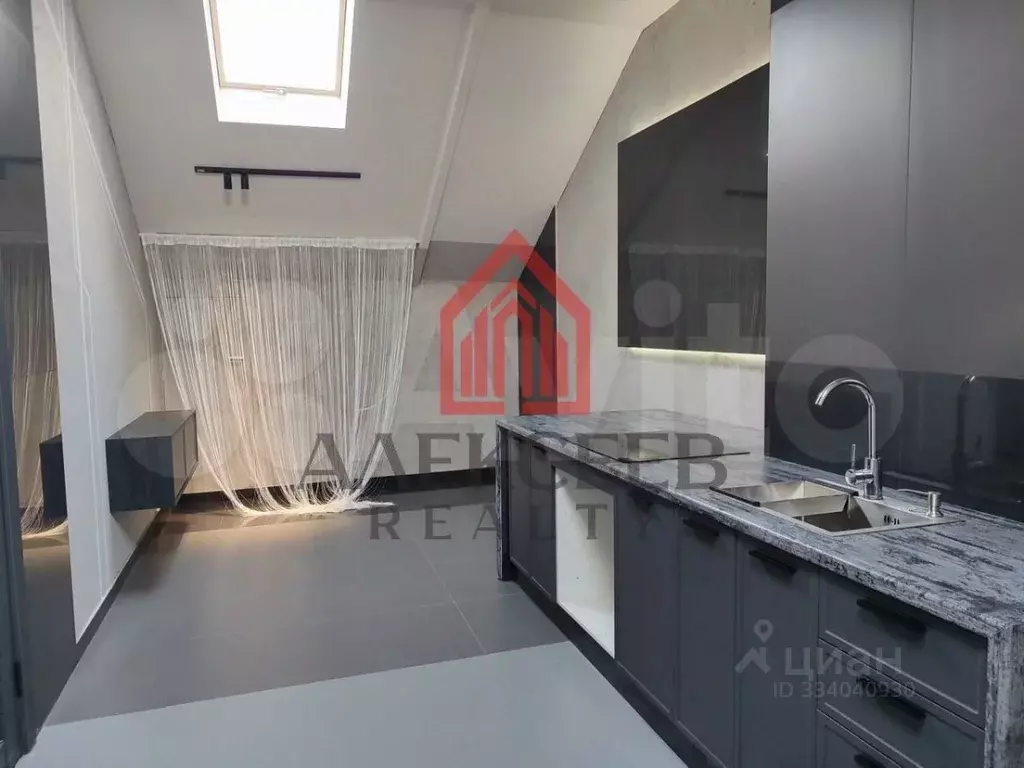 5-к кв. Крым, Симферополь ул. Клары Цеткин, 12 (102.1 м) - Фото 1