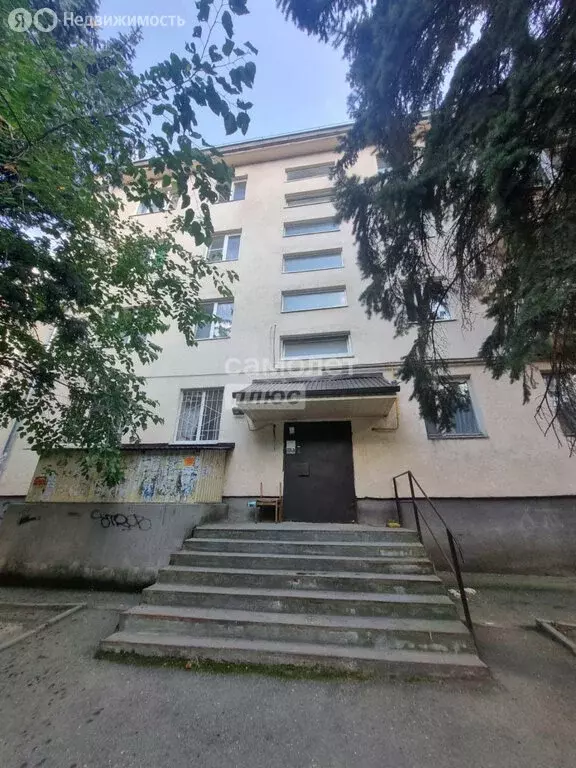 3-комнатная квартира: Ессентуки, улица Ермолова, 129 (75 м) - Фото 0