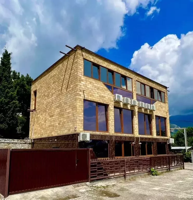 Дом в Крым, Ялта ул. Орлиная, 21 (150 м) - Фото 1