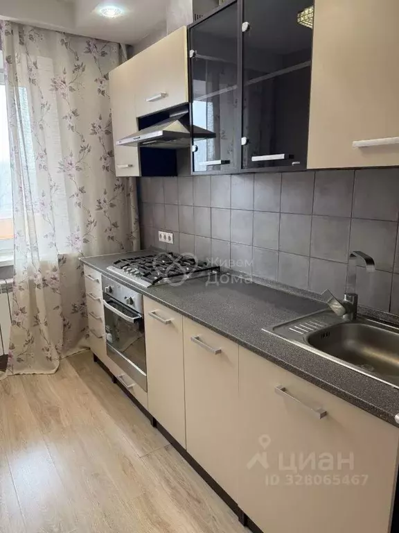 1-к кв. Волгоградская область, Волгоград Жилгородок мкр, ул. ... - Фото 1