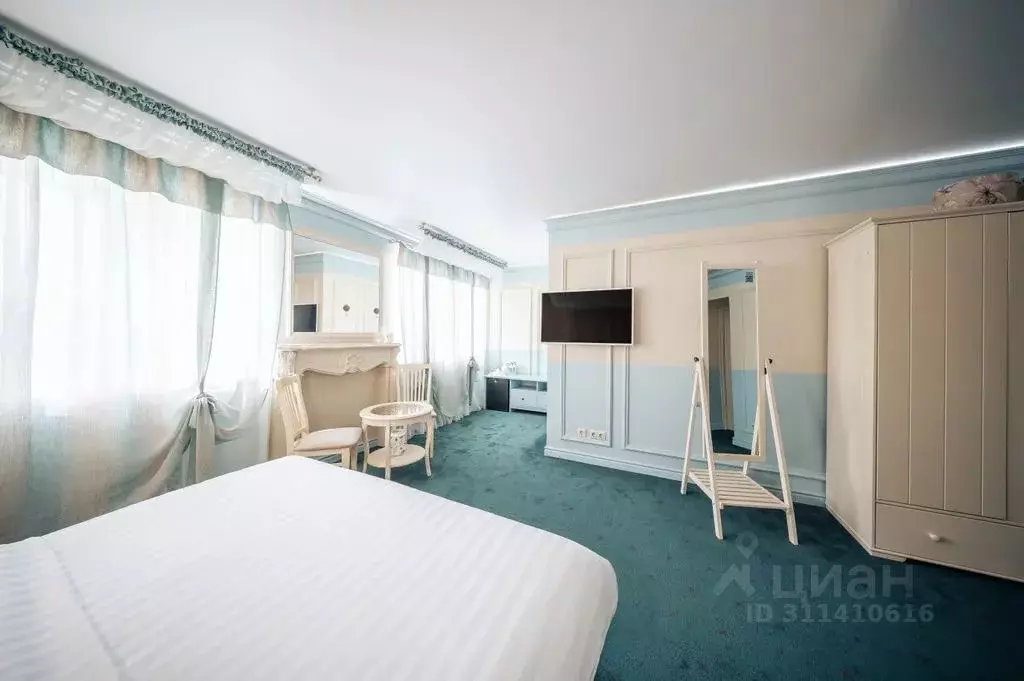 Комната Тюменская область, Тюмень ул. Республики, 159 - Фото 2