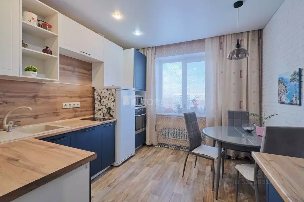 2-к кв. Томская область, Томск пос. Светлый, 18 (53.7 м) - Фото 1