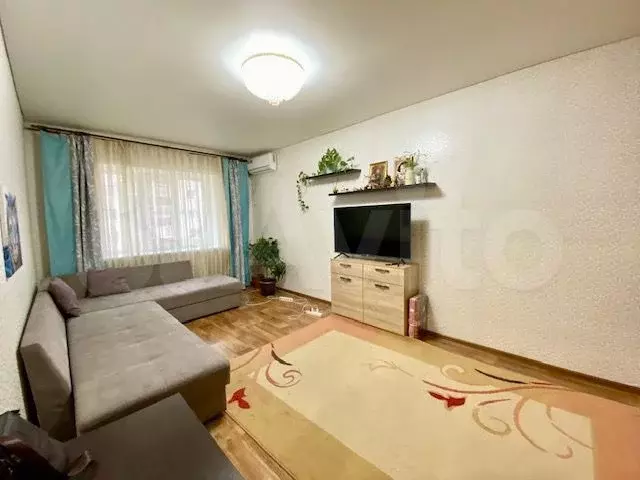 2-к. квартира, 56 м, 7/9 эт. - Фото 0
