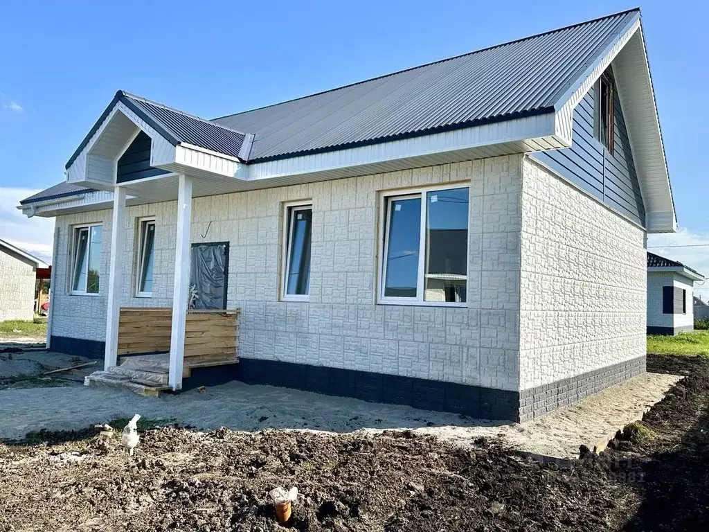 Дом в Челябинская область, Красноармейский муниципальный округ, пос. ... - Фото 1