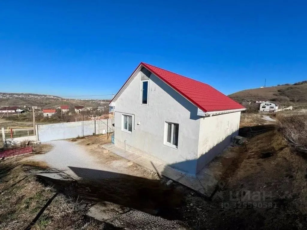 Дом в Крым, Симферопольский район, Перовское с/пос, с. Украинка ул. ... - Фото 2