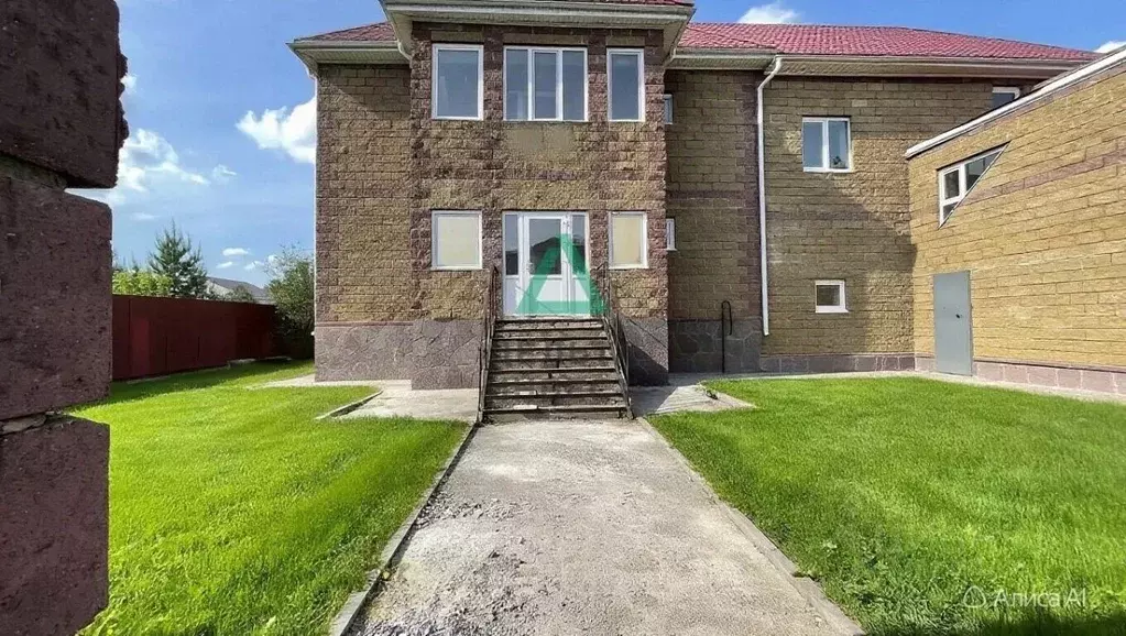 Коттедж в Башкортостан, Уфа Веселая ул., 11 (582 м) - Фото 1