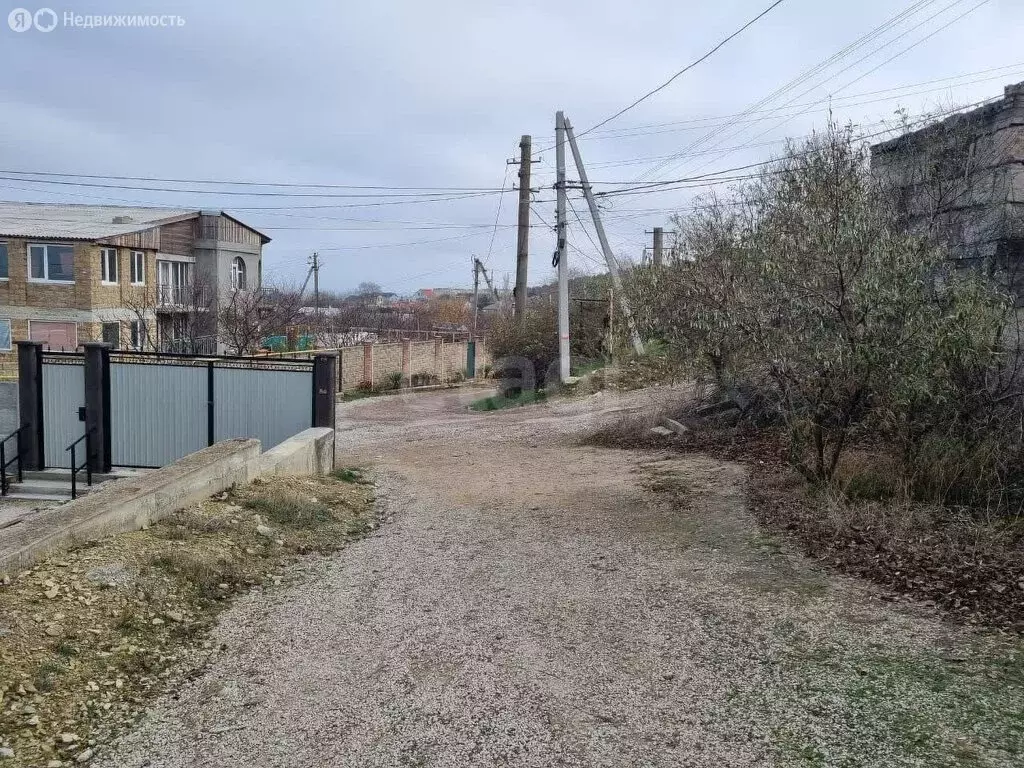 Участок в Республика Крым, муниципальный округ Феодосия, село ... - Фото 2