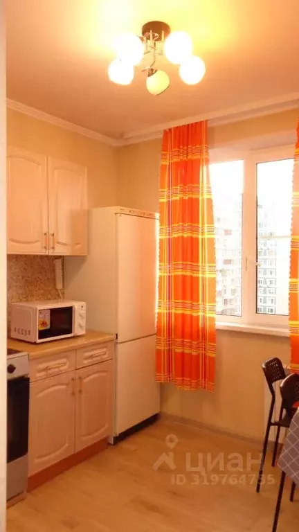 2-к кв. Москва ул. Академика Капицы, 30К2 (56.0 м) - Фото 0