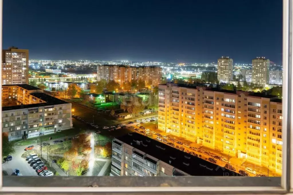 2-к кв. Татарстан, Набережные Челны 58-й комплекс, 12Б (72.0 м) - Фото 0