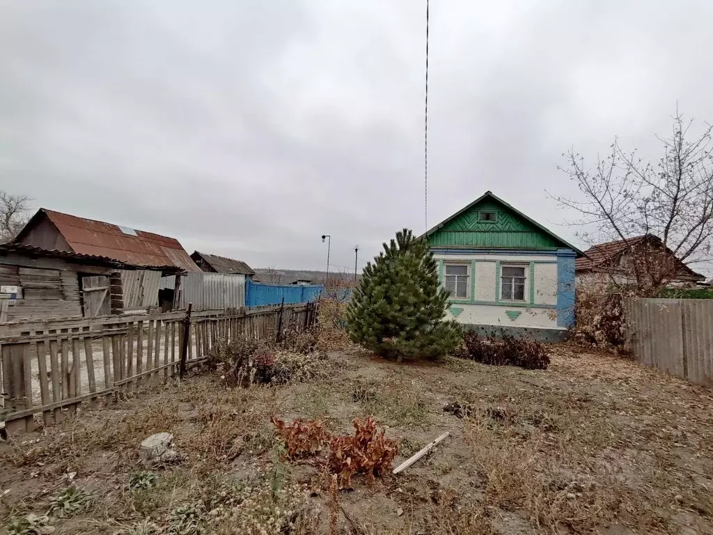 Дом в Ростовская область, Матвеево-Курганский район, Алексеевское ... - Фото 1