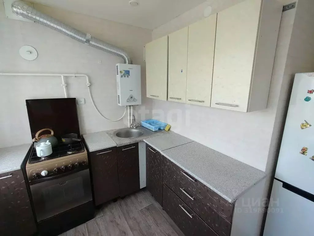 2-к кв. Курганская область, Шадринск Комсомольская ул., 24 (44.6 м) - Фото 0