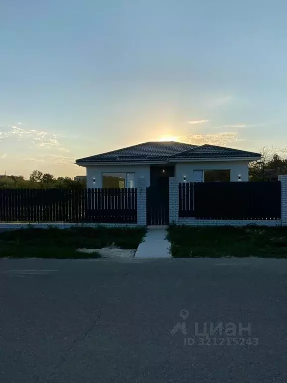 Дом в Краснодарский край, Анапа муниципальный округ, с. Юровка ул. ... - Фото 1