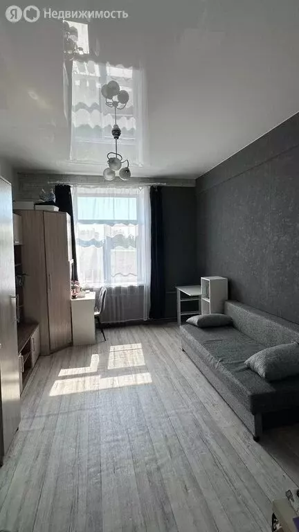 1к в 9-комнатной квартире (17.8 м) - Фото 2