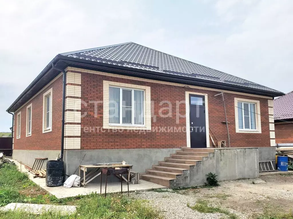 Дом в Ставропольский край, Предгорный муниципальный округ, ... - Фото 1