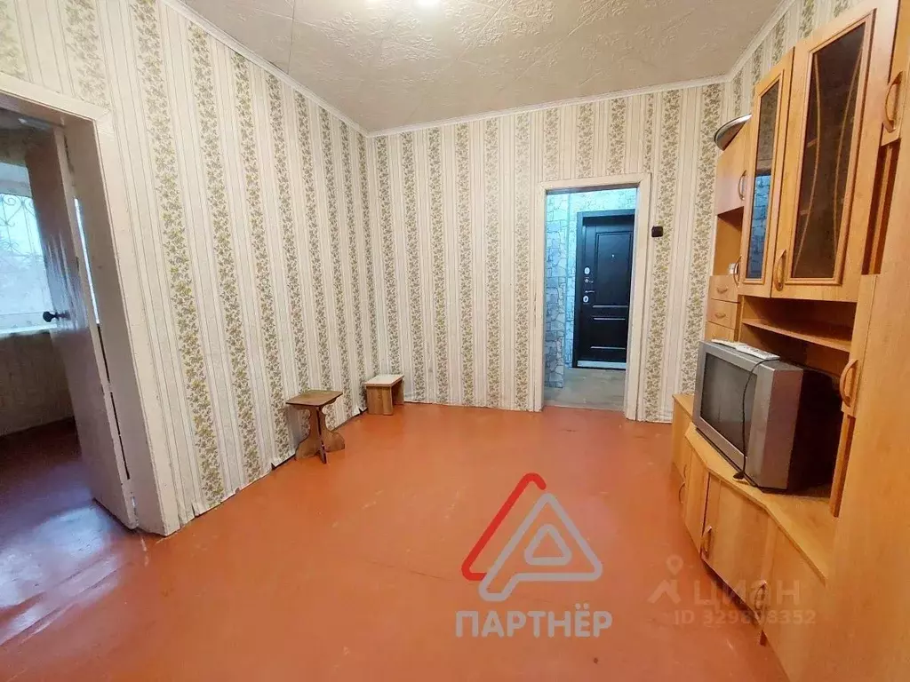2-к кв. Ульяновская область, Димитровград ул. 50 лет Октября, 96 (32.0 ... - Фото 2