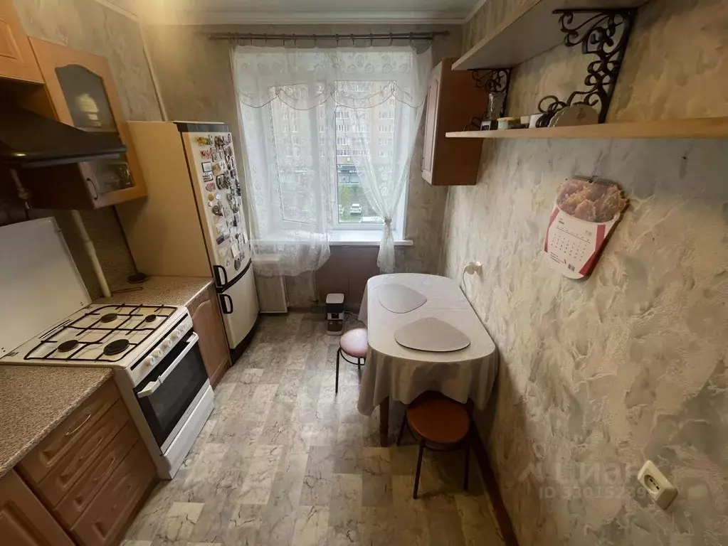 2-к кв. Московская область, Лобня ул. Ленина, 16 (45.4 м) - Фото 2