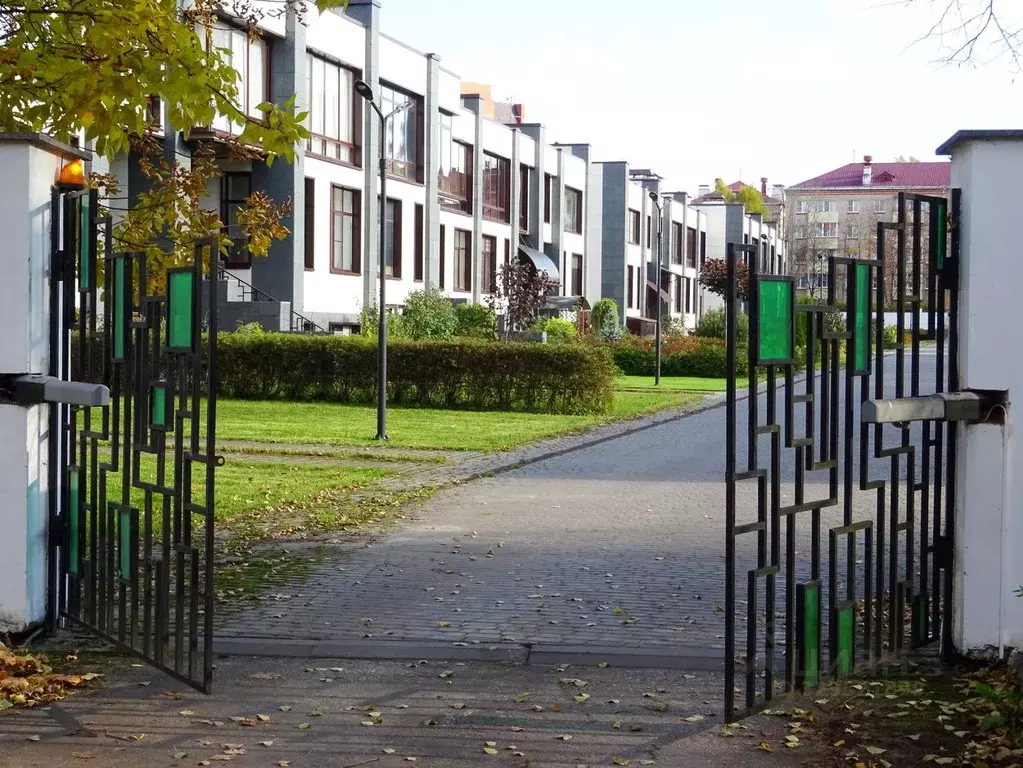 Коттедж в Московская область, Дубна ул. Мичурина, 33/25 (428 м) - Фото 2