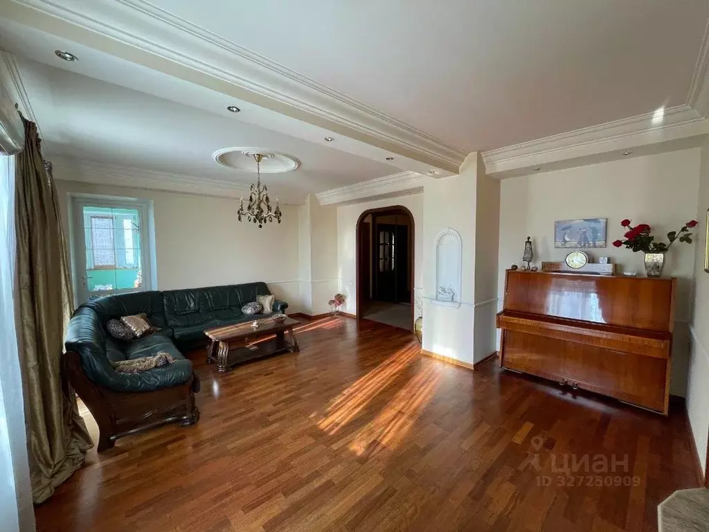 5-к кв. Башкортостан, Уфа ул. Калинина, 17 (173.26 м) - Фото 2