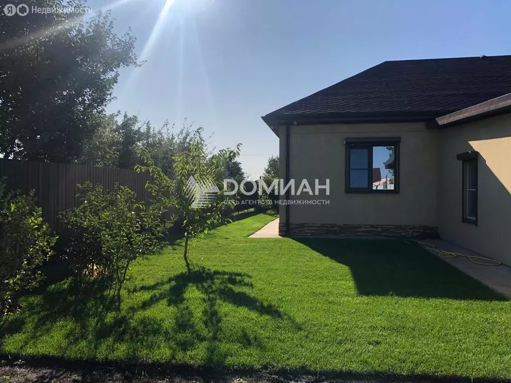Дом в Новочеркасск, улица Юности, 29 (271 м) - Фото 1