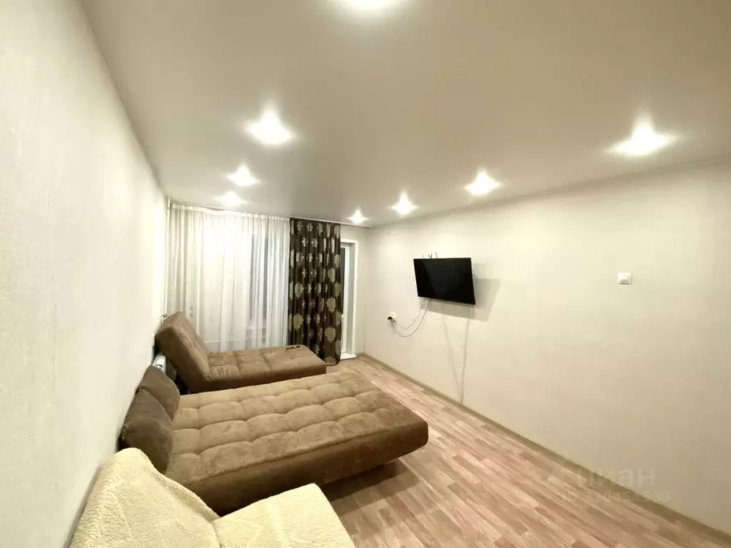 1-к кв. Татарстан, Казань ул. Адоратского, 49 (37.0 м) - Фото 1