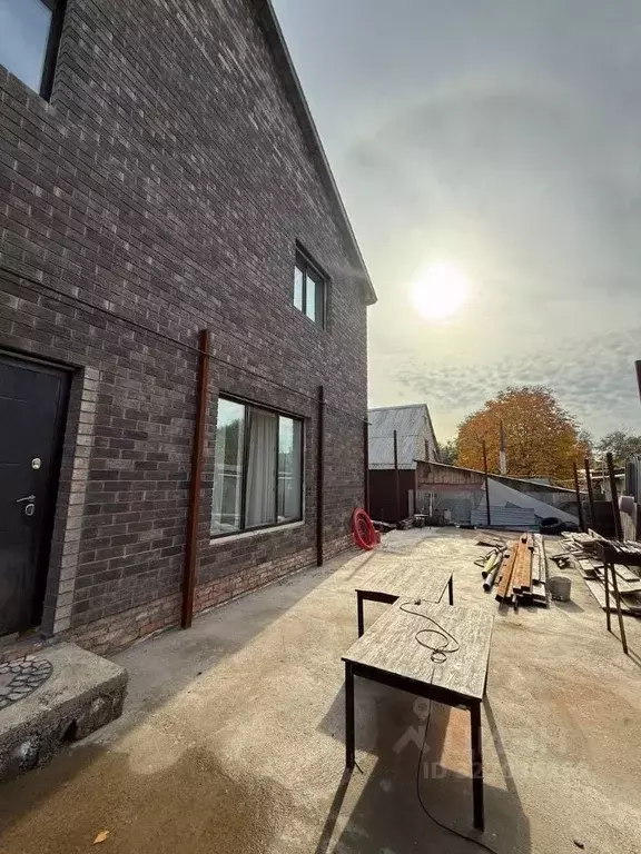 Коттедж в Оренбургская область, Оренбург Бугурусланская ул., 43 (300 ... - Фото 1