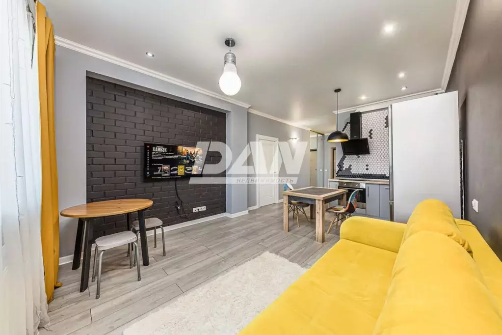 1-к кв. Челябинская область, Челябинск ул. Чичерина, 36В (52.5 м) - Фото 1