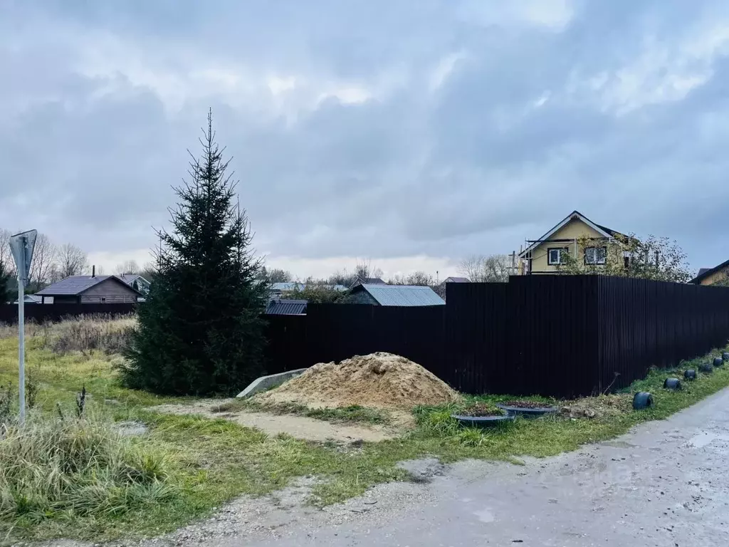 Участок в Московская область, Чехов муниципальный округ, д. ... - Фото 1