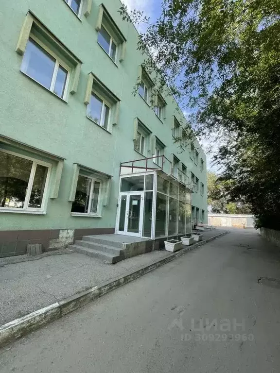 Офис в Саратовская область, Саратов ул. Имени М.В. Ломоносова, 1 (5000 ... - Фото 0