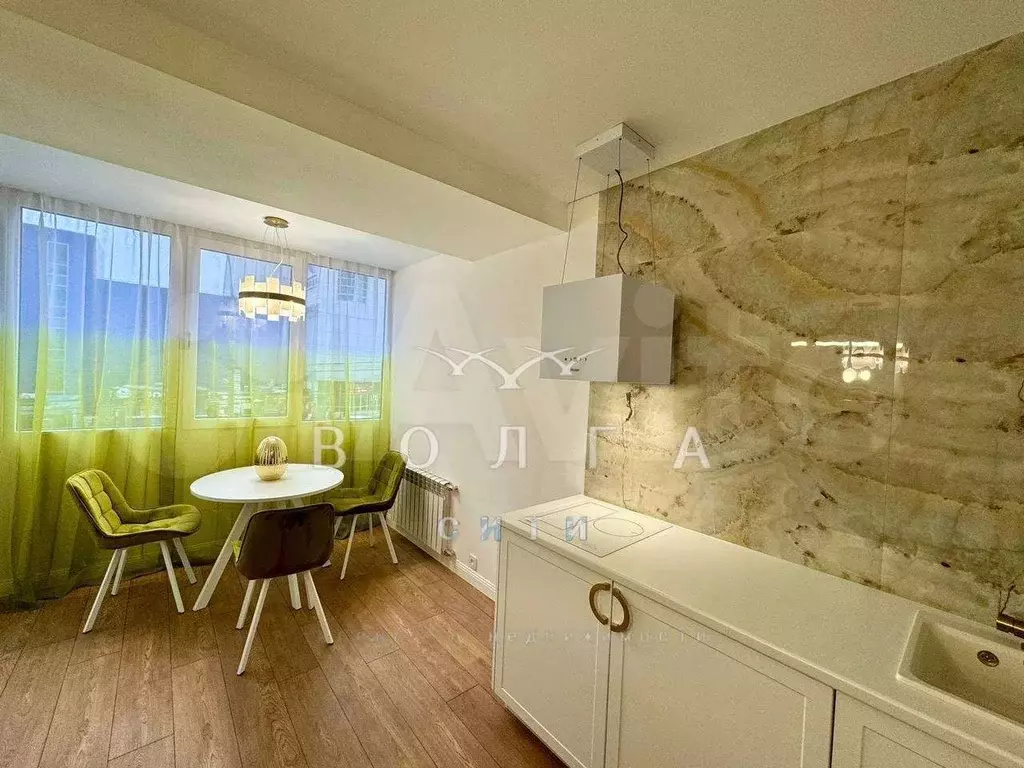 2-к. квартира, 90 м, 2/9 эт. - Фото 1