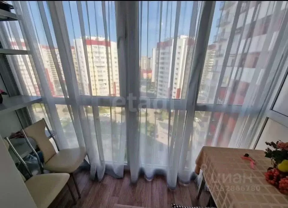 2-к кв. Тюменская область, Тюмень ул. Пермякова, 81 (52.6 м) - Фото 1