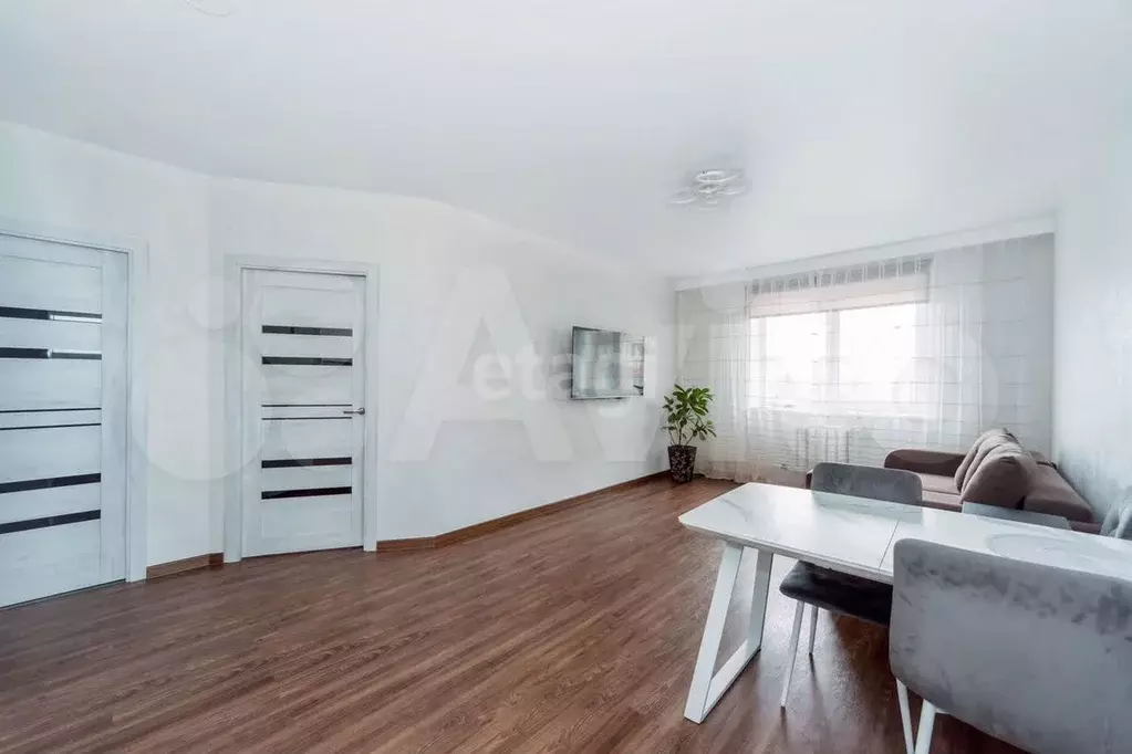 2-к. квартира, 52,1 м, 1/5 эт. - Фото 1
