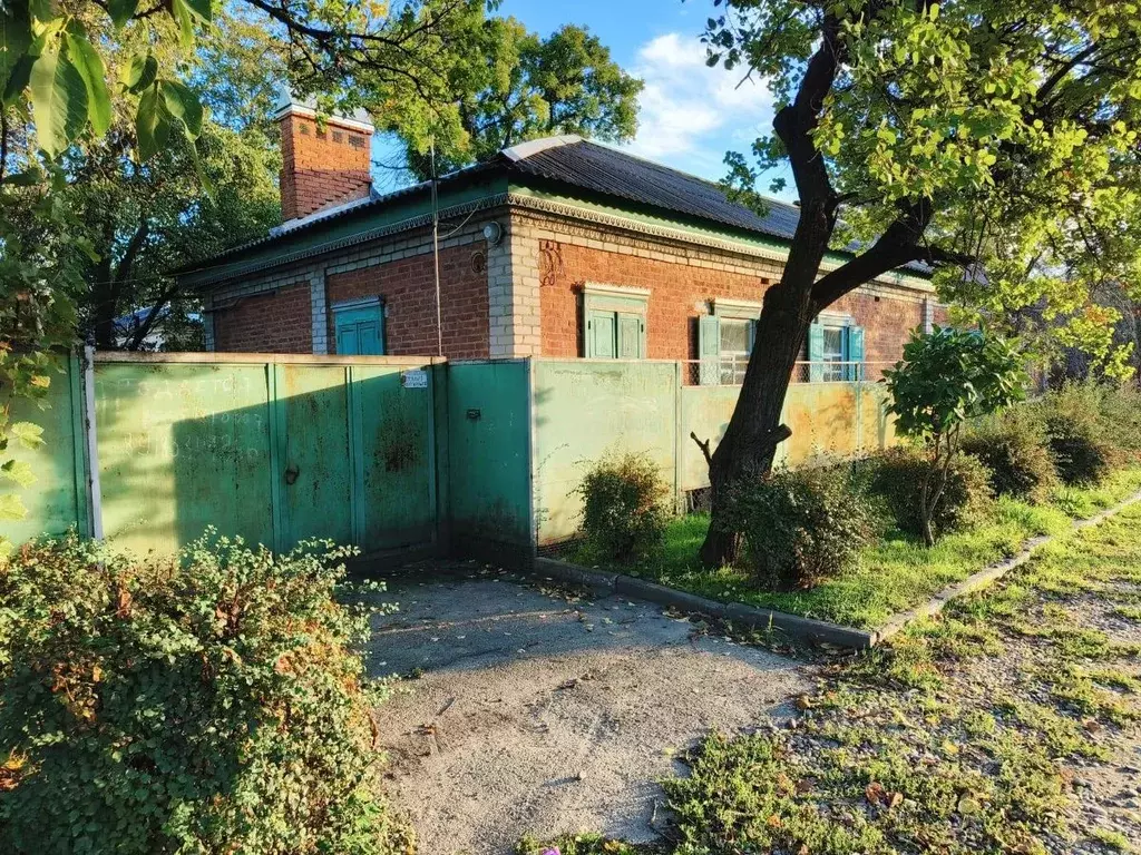 Дом в Краснодарский край, Лабинск ул. Чайковского (75 м) - Фото 2