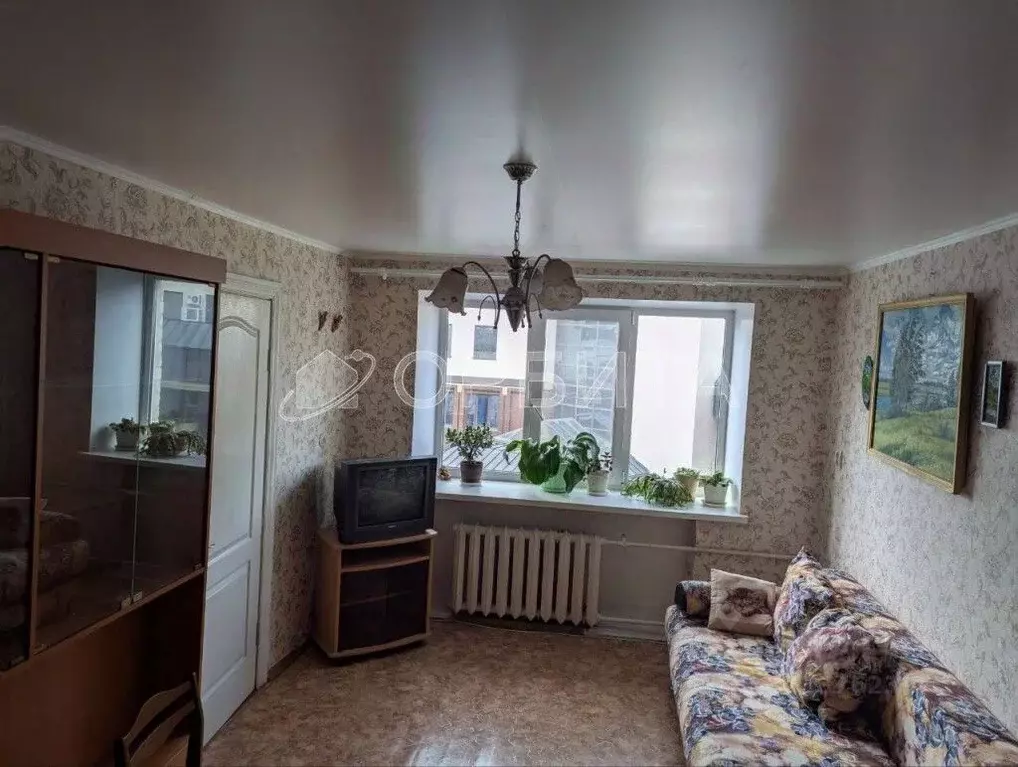 2-к кв. Тюменская область, Тюмень ул. Дзержинского, 31 (42.6 м) - Фото 0