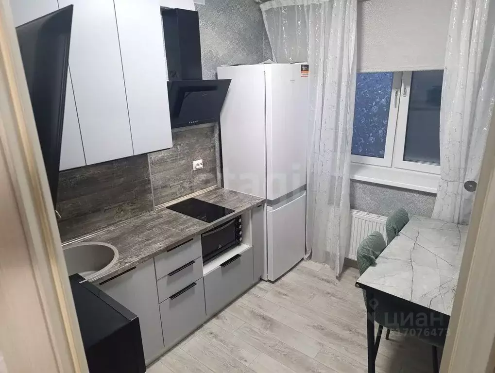 1-к кв. Омская область, Омск бул. Архитекторов, 1Г (36.5 м) - Фото 0