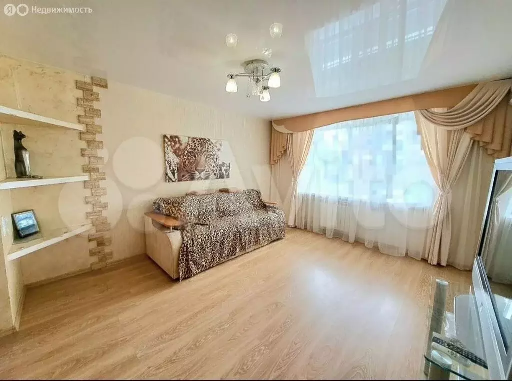 3-комнатная квартира: Шахты, улица Ворошилова, 29 (54 м) - Фото 0
