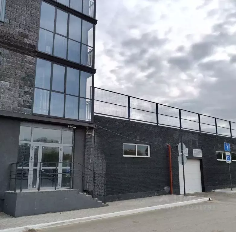 2-к кв. Омская область, Омск ул. 4-я Северная, 6 (61.6 м) - Фото 2